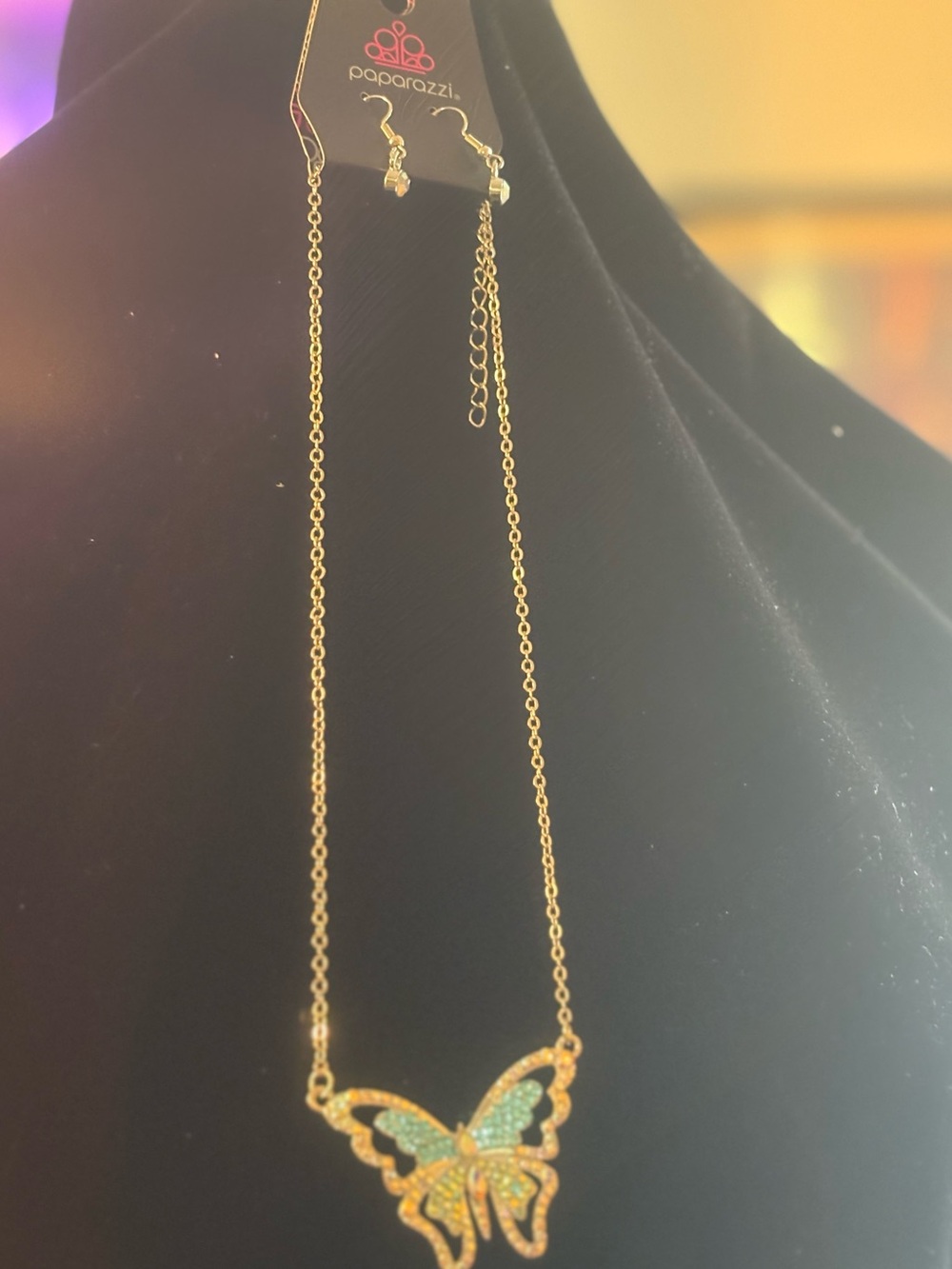 paparazzi Mint and blue  Butterfly Pendant on silver tone Necklace